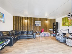 Garden Room- click for photo gallery